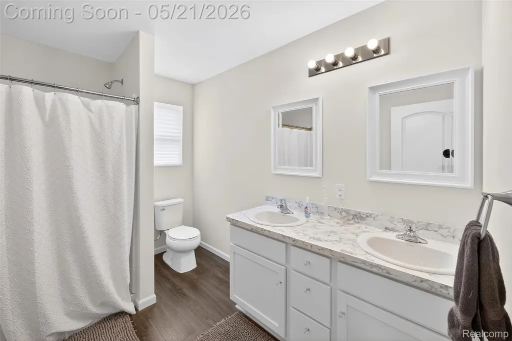 3969 Lotus Landing Circle Waterford Charter Township MI 48329