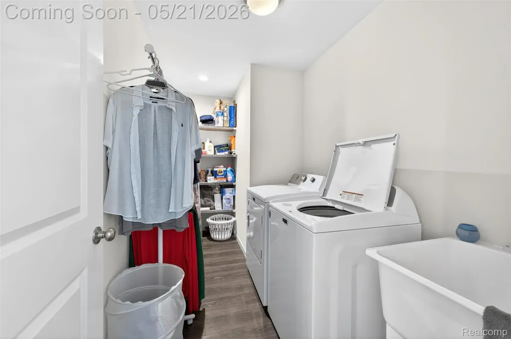 3969 Lotus Landing Circle Waterford Charter Township MI 48329
