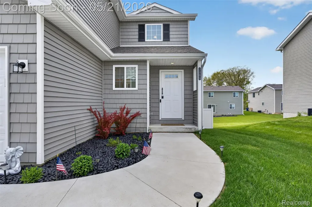 3969 Lotus Landing Circle Waterford Charter Township MI 48329