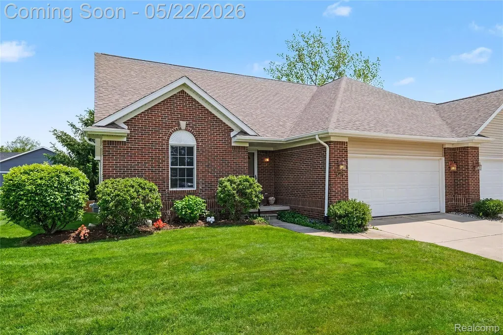 5457 Hidden Valley Trail Fenton Charter Township MI 48451