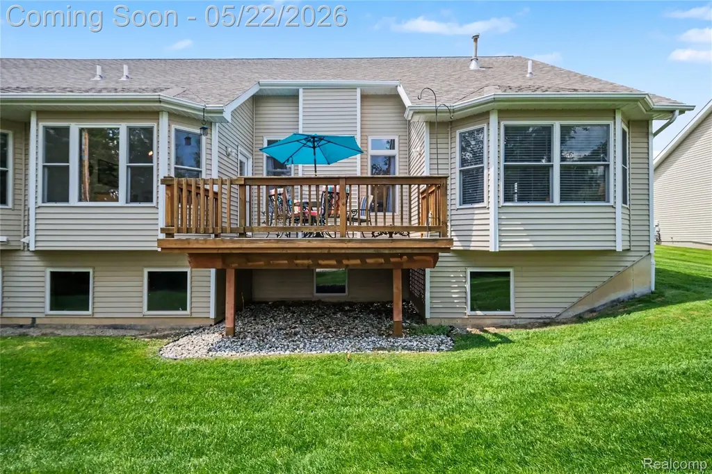 5457 Hidden Valley Trail Fenton Charter Township MI 48451