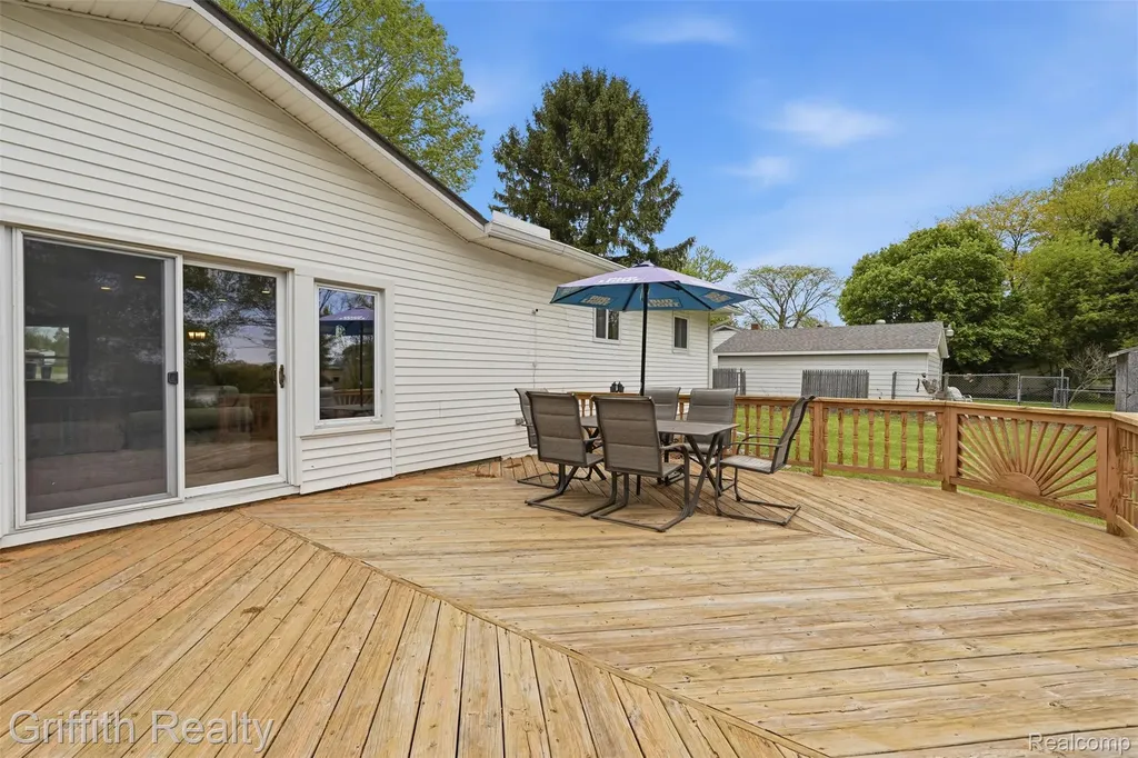 9198 Silver Lake Road Argentine Township MI 48451