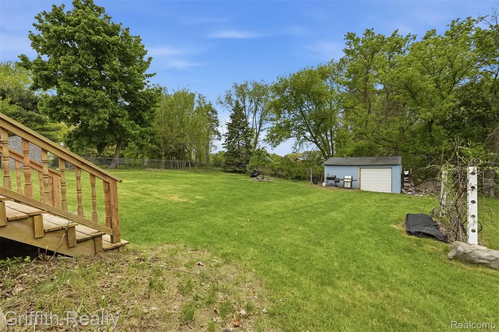 9198 Silver Lake Road Argentine Township MI 48451