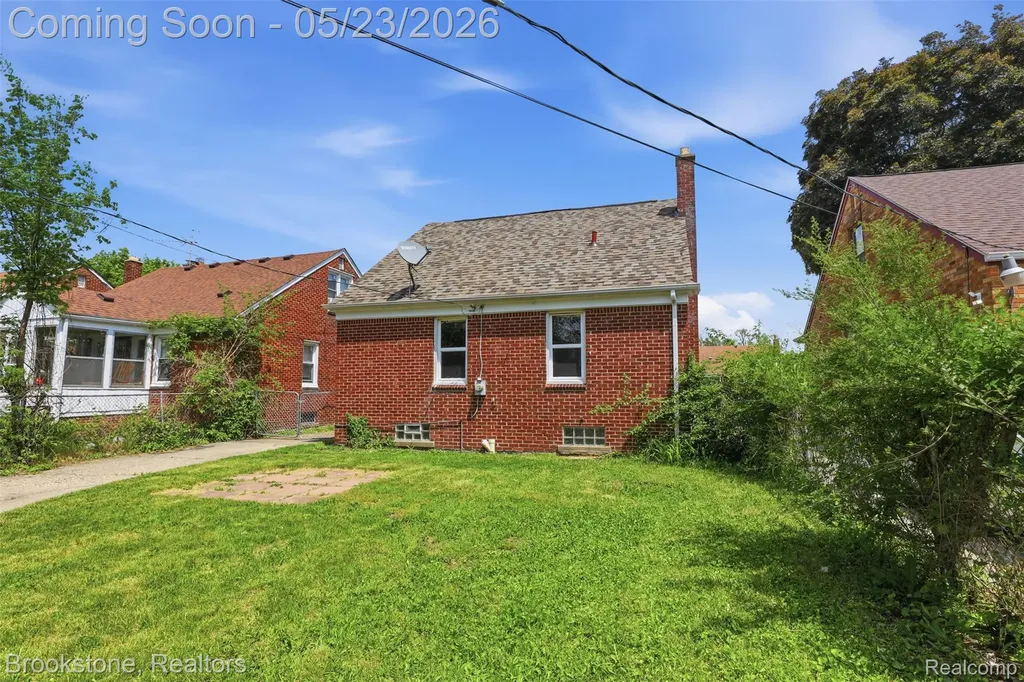 19759 Strathmoor Street Detroit City MI 48235