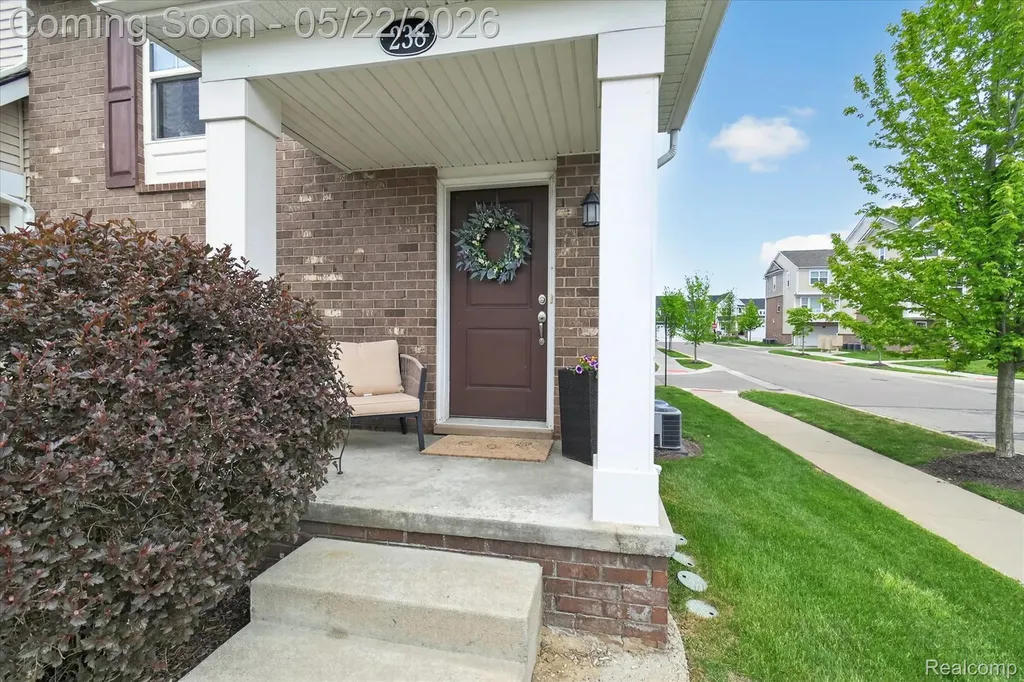 238 Center Boulevard Wixom City MI 48393