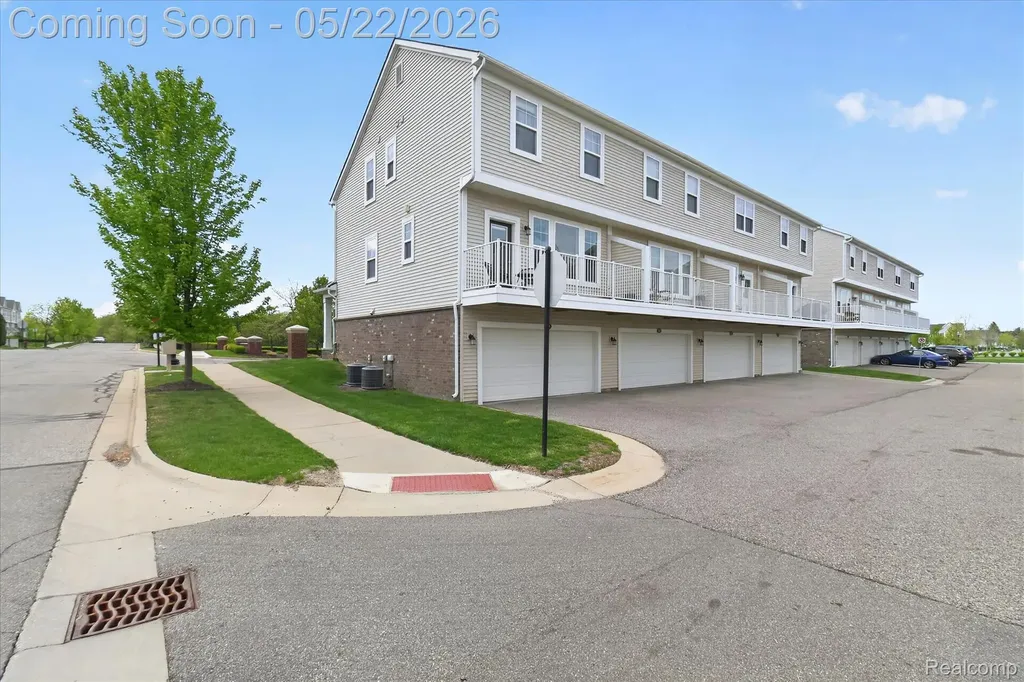 238 Center Boulevard Wixom City MI 48393