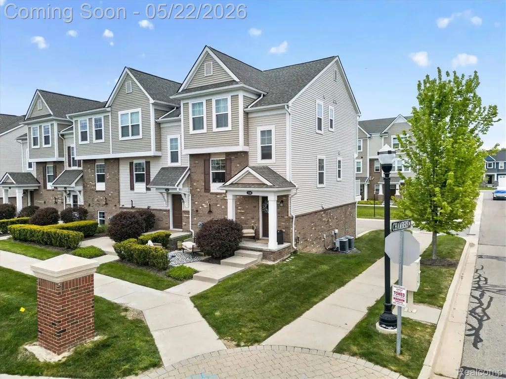 238 Center Boulevard Wixom City MI 48393