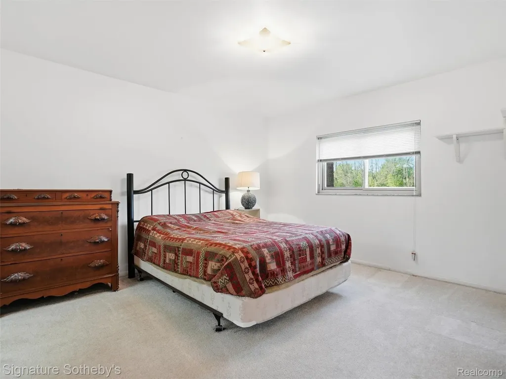 1245 Derby Road Birmingham City MI 48009