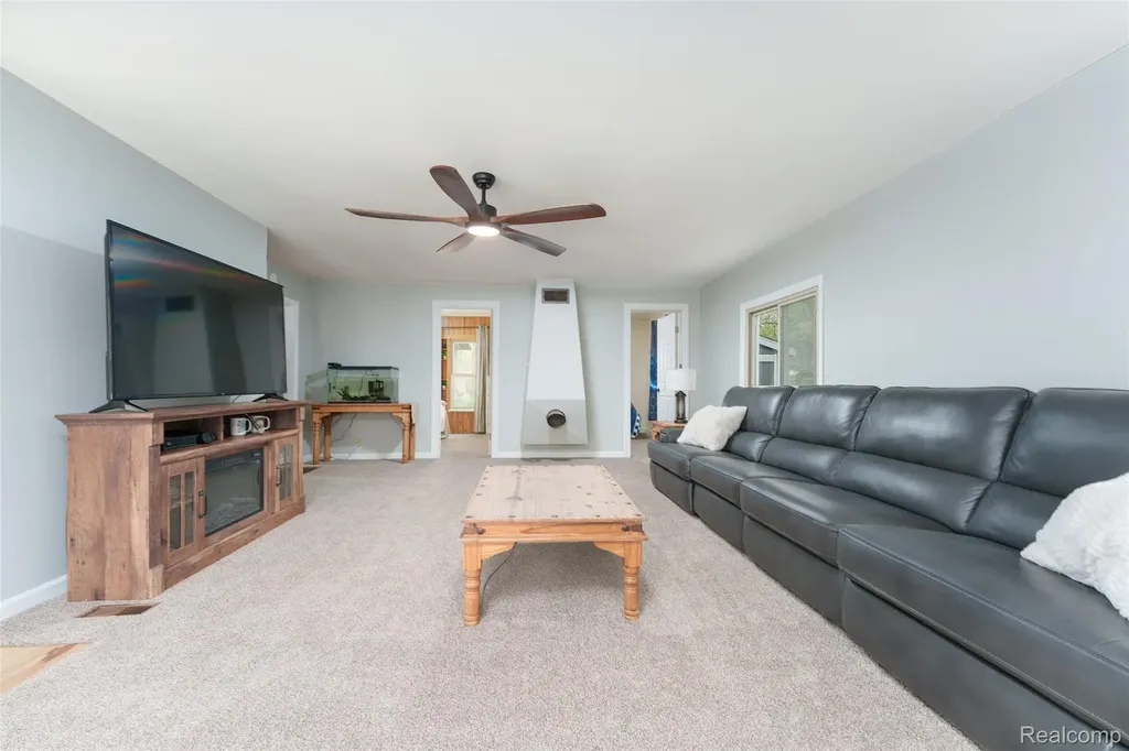 7490 Noahs Landing Dexter Township MI 48137