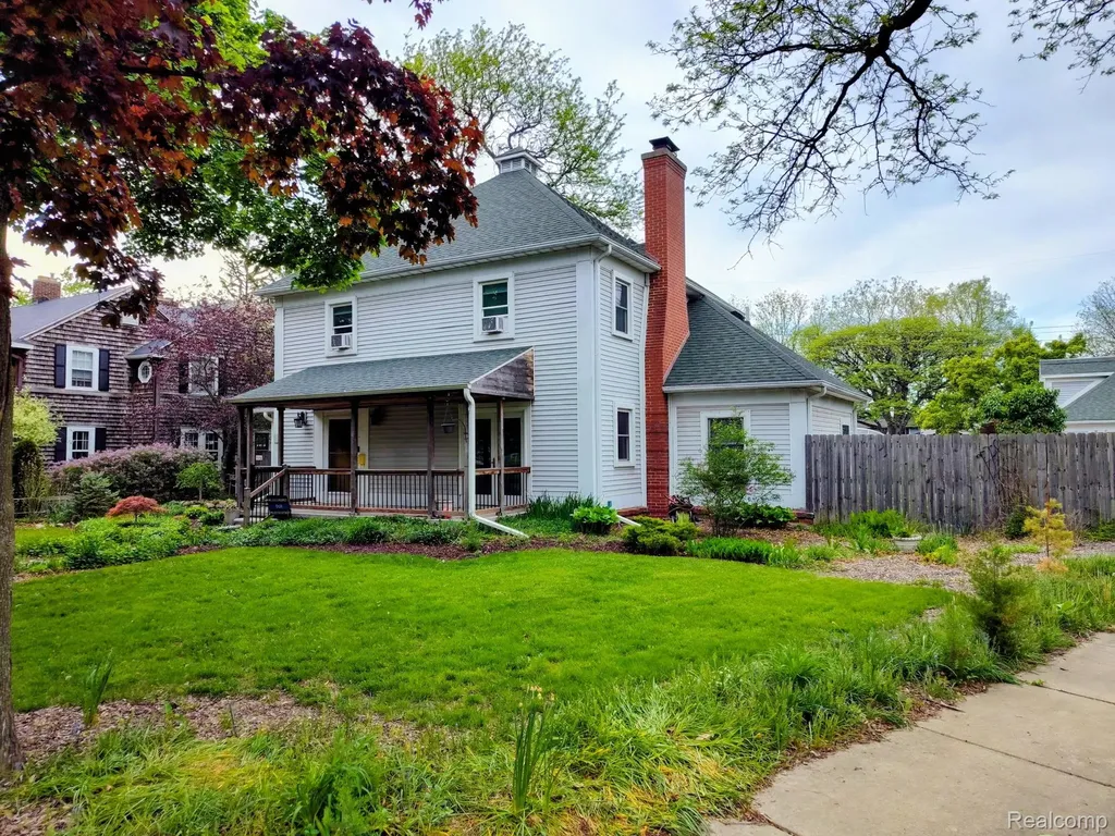 1404 Harvard Road East Lansing City MI 48823