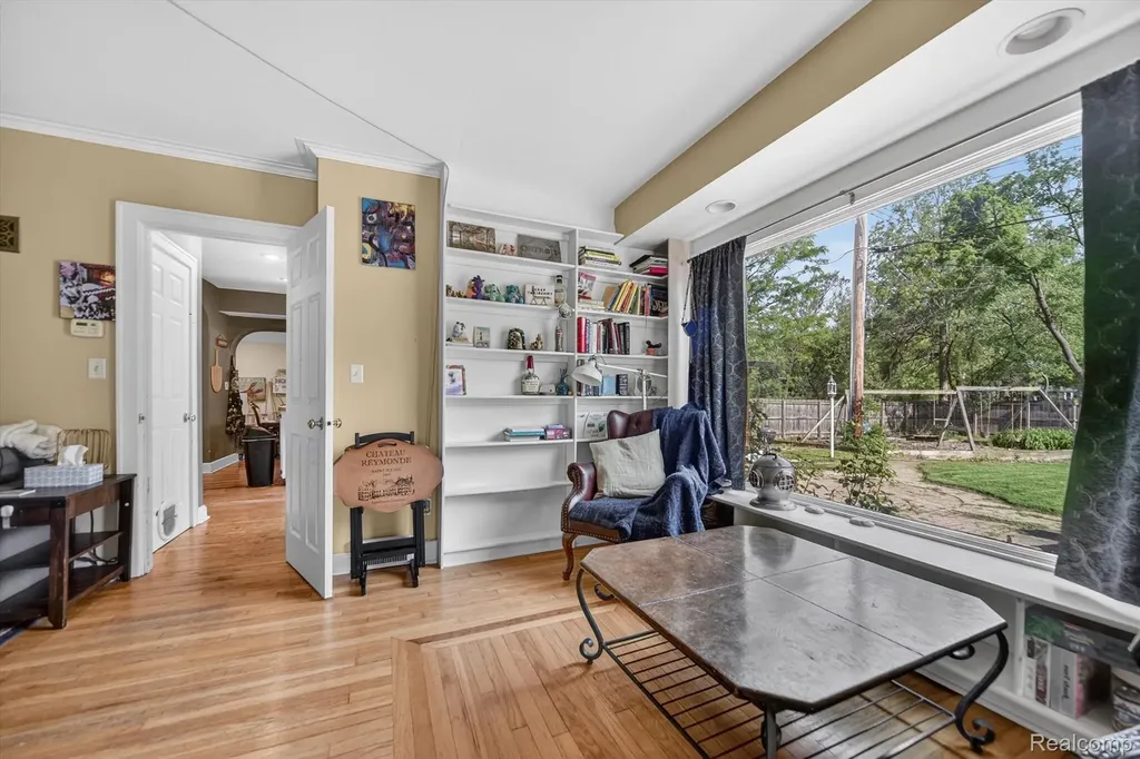 1404 Harvard Road East Lansing City MI 48823