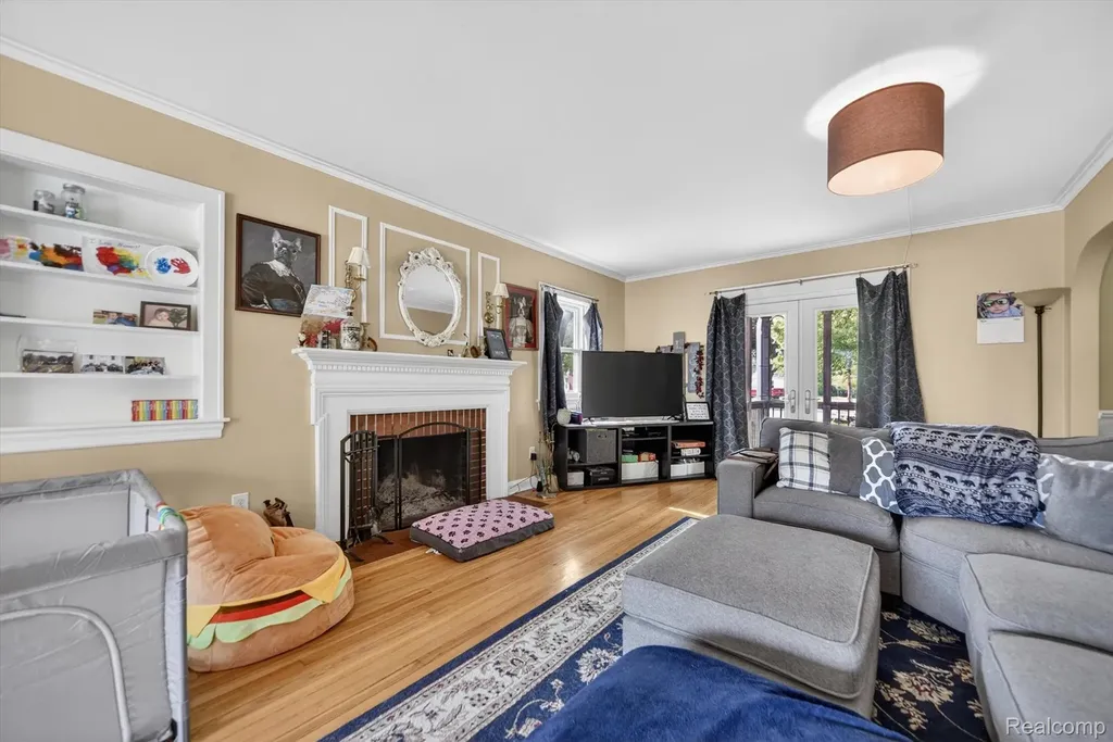 1404 Harvard Road East Lansing City MI 48823