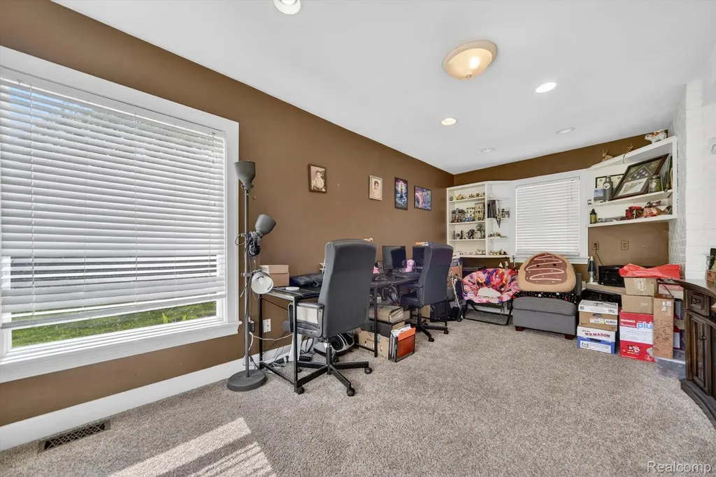 1404 Harvard Road East Lansing City MI 48823