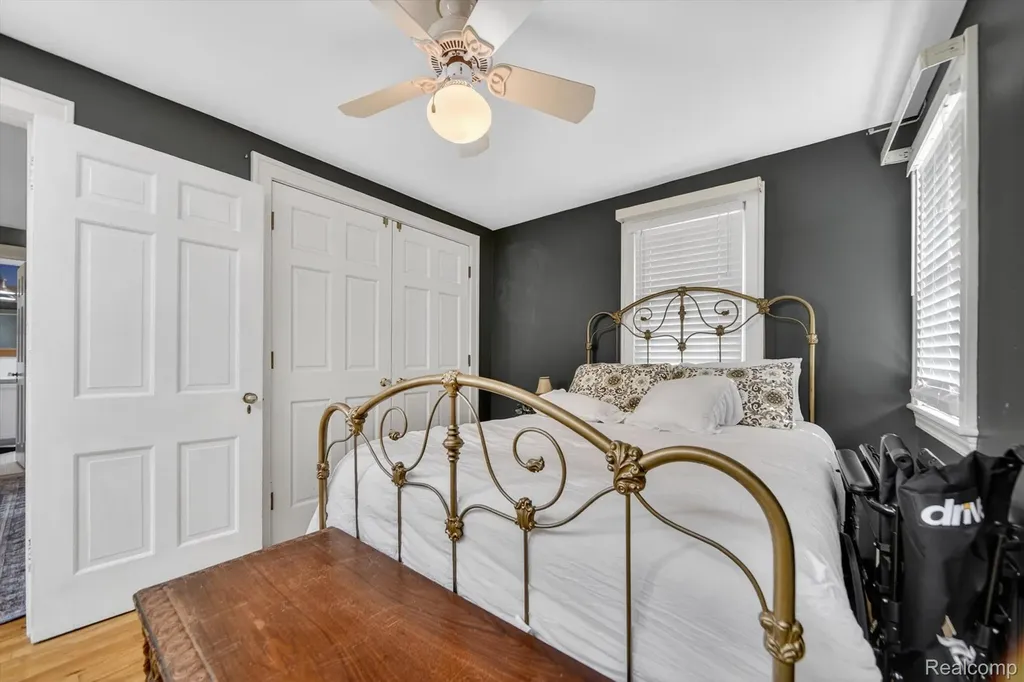 1404 Harvard Road East Lansing City MI 48823