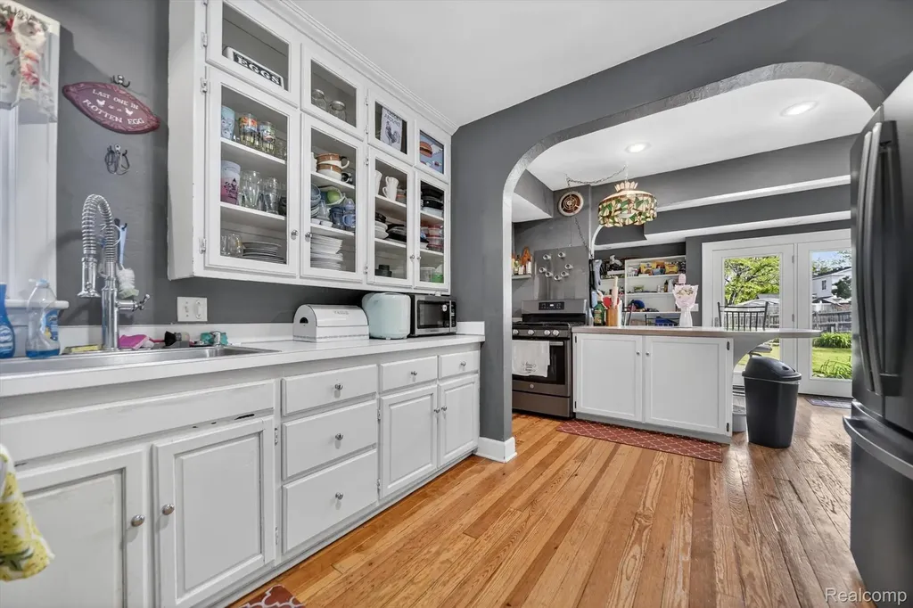 1404 Harvard Road East Lansing City MI 48823