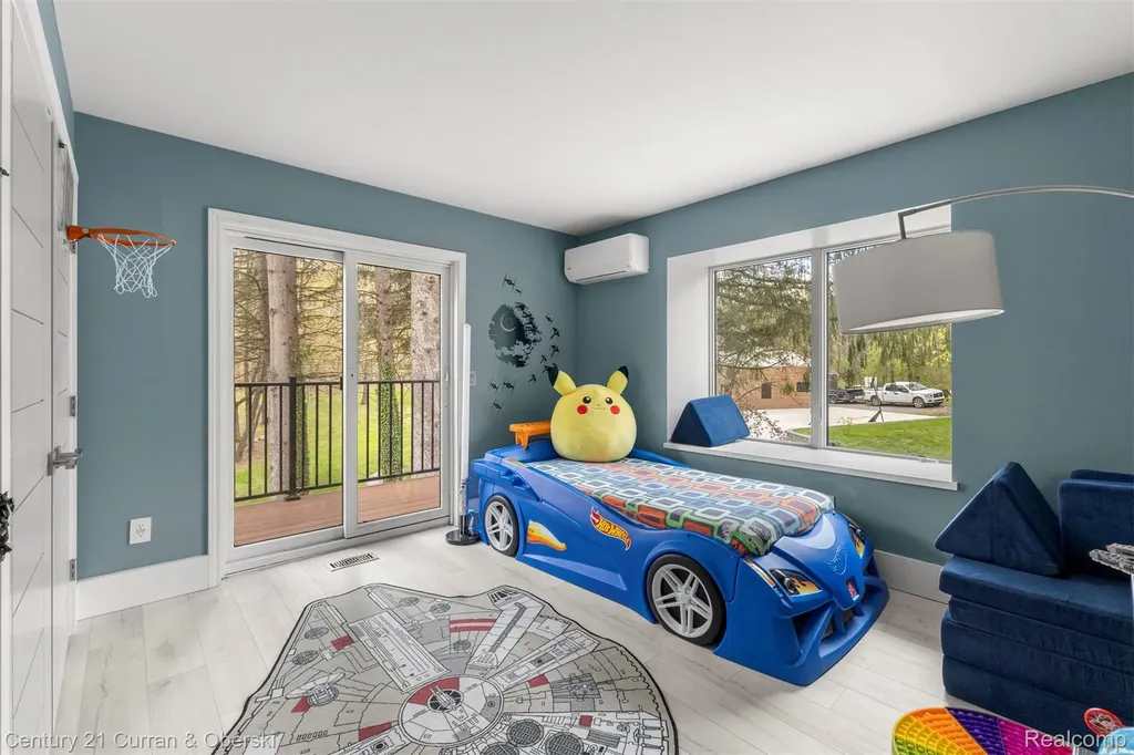 10459 Hyne Road Brighton Township MI 48114