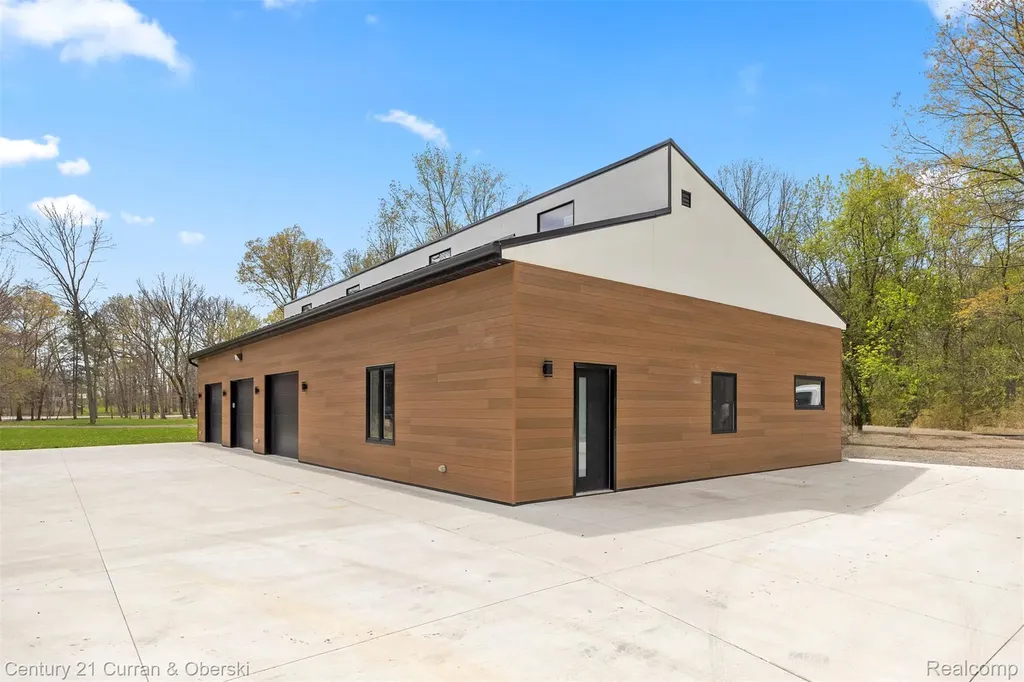 10459 Hyne Road Brighton Township MI 48114