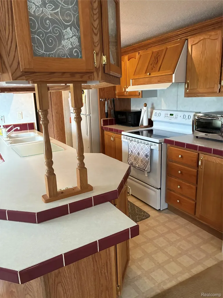 12336 E Houghton Lake Drive Lake Township MI 48629