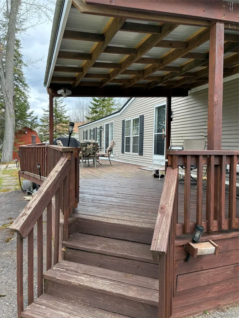12336 E Houghton Lake Drive Lake Township MI 48629