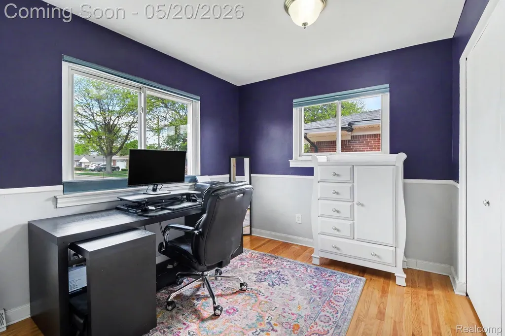 29146 Bonnie Drive Warren City MI 48093