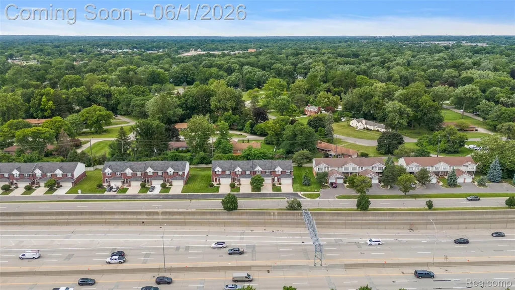19208 W 11 Mile Road Lathrup Village City MI 48076