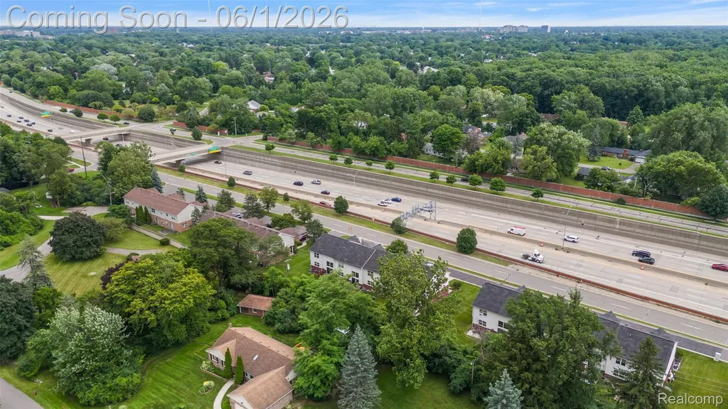 19208 W 11 Mile Road Lathrup Village City MI 48076
