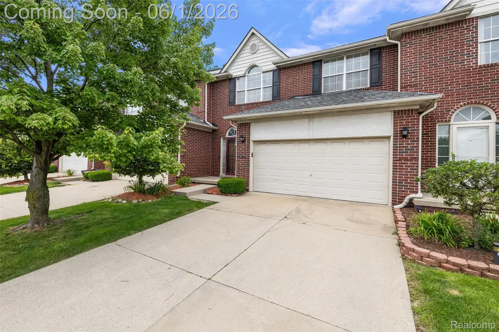 19208 W 11 Mile Road Lathrup Village City MI 48076