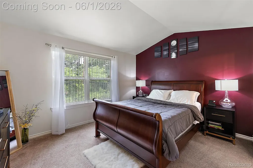 19208 W 11 Mile Road Lathrup Village City MI 48076