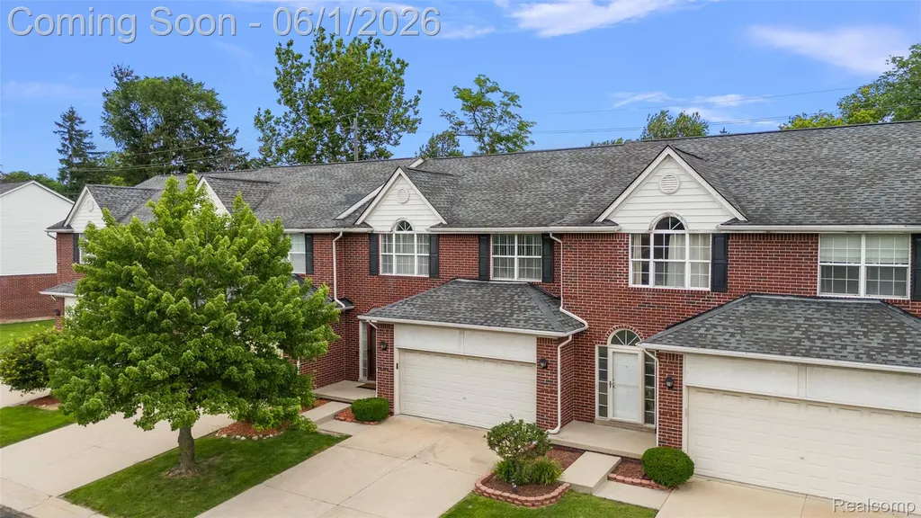 19208 W 11 Mile Road Lathrup Village City MI 48076