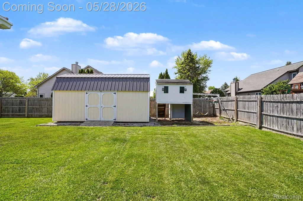 8012 Fox Hollow Road Atlas Township MI 48438