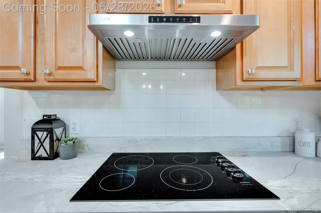 24557 Ackert Court Novi City MI 48375