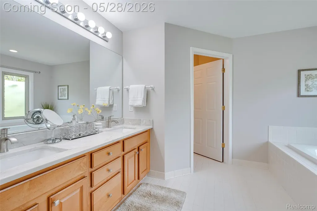 24557 Ackert Court Novi City MI 48375