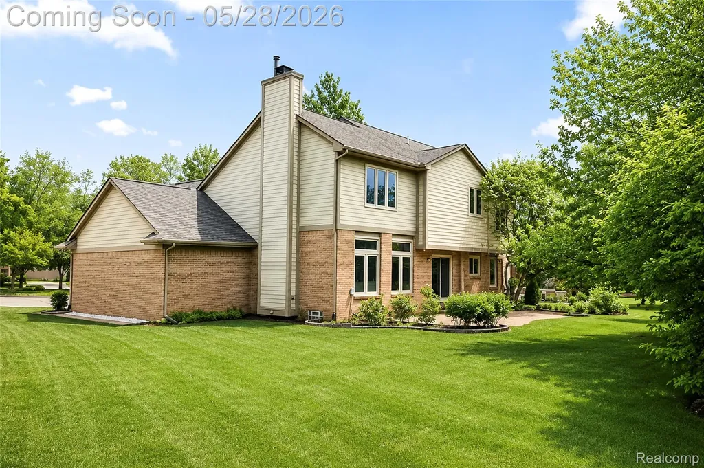 24557 Ackert Court Novi City MI 48375