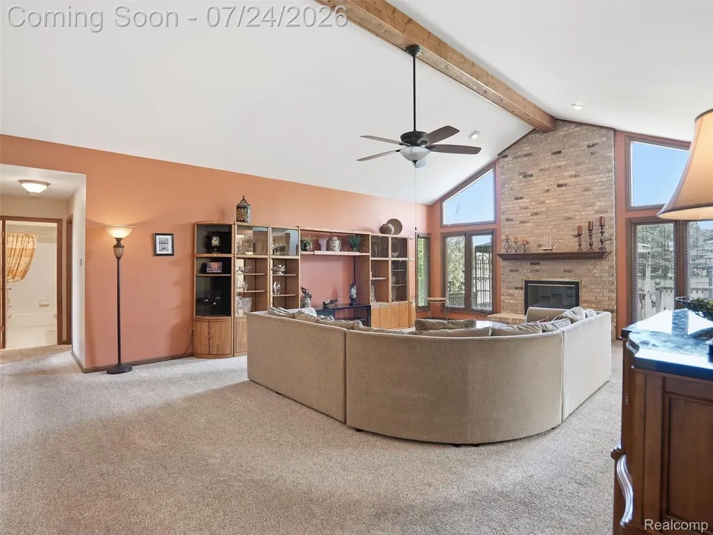 14949 Crofton Drive Shelby Charter Township MI 48315