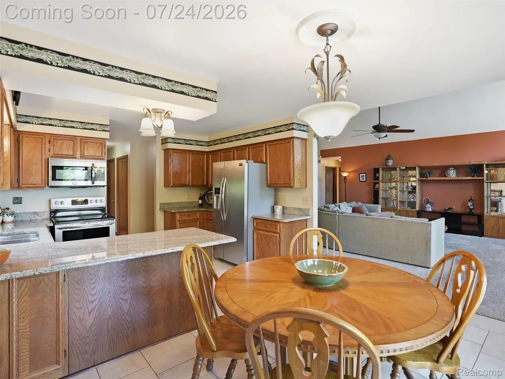 14949 Crofton Drive Shelby Charter Township MI 48315