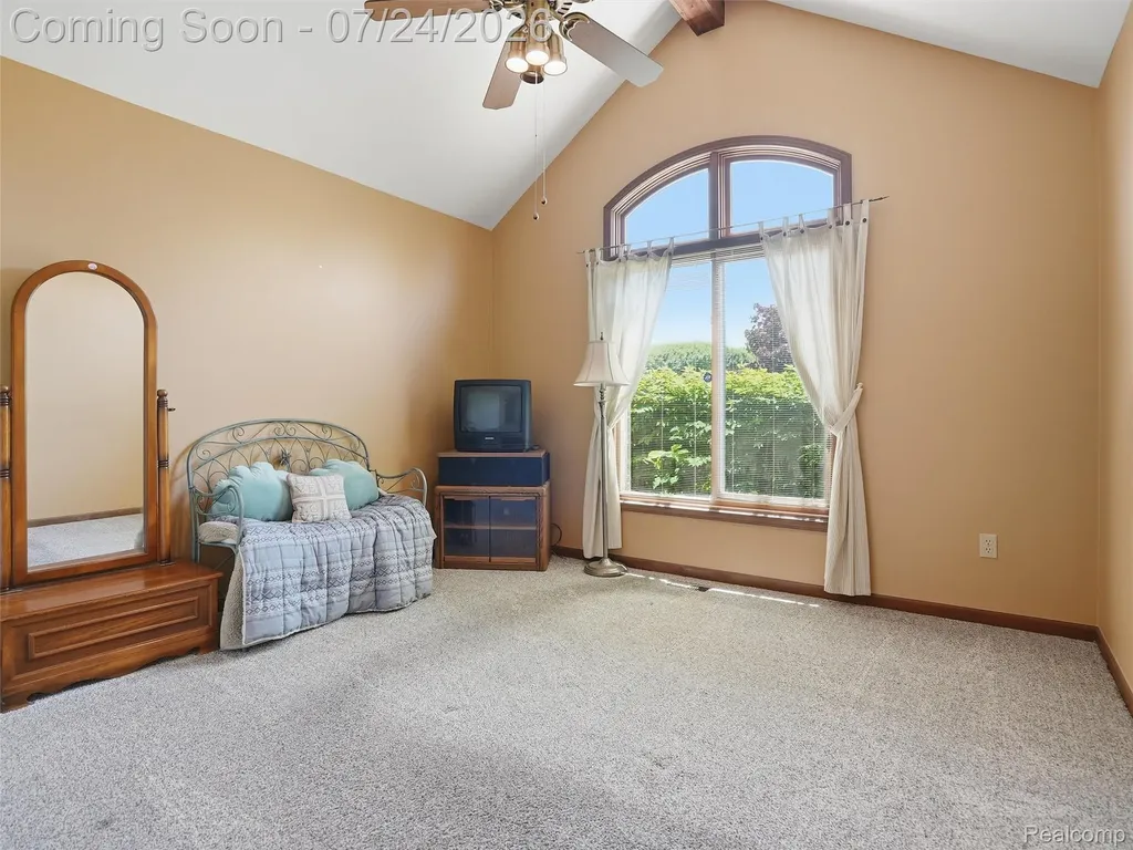 14949 Crofton Drive Shelby Charter Township MI 48315