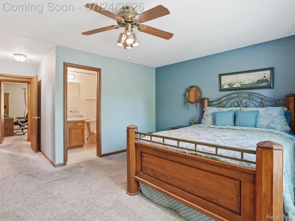 14949 Crofton Drive Shelby Charter Township MI 48315
