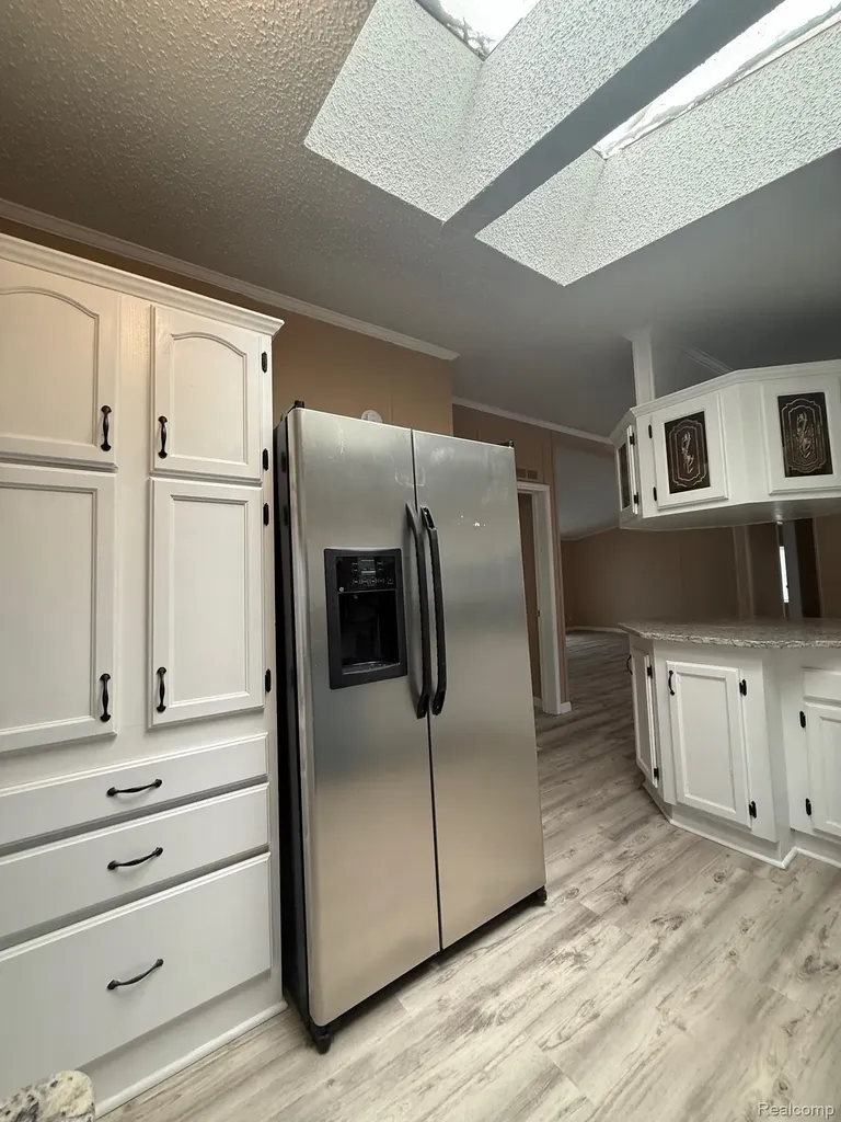 43505 Charlemagne Avenue Sterling Heights City MI 48314