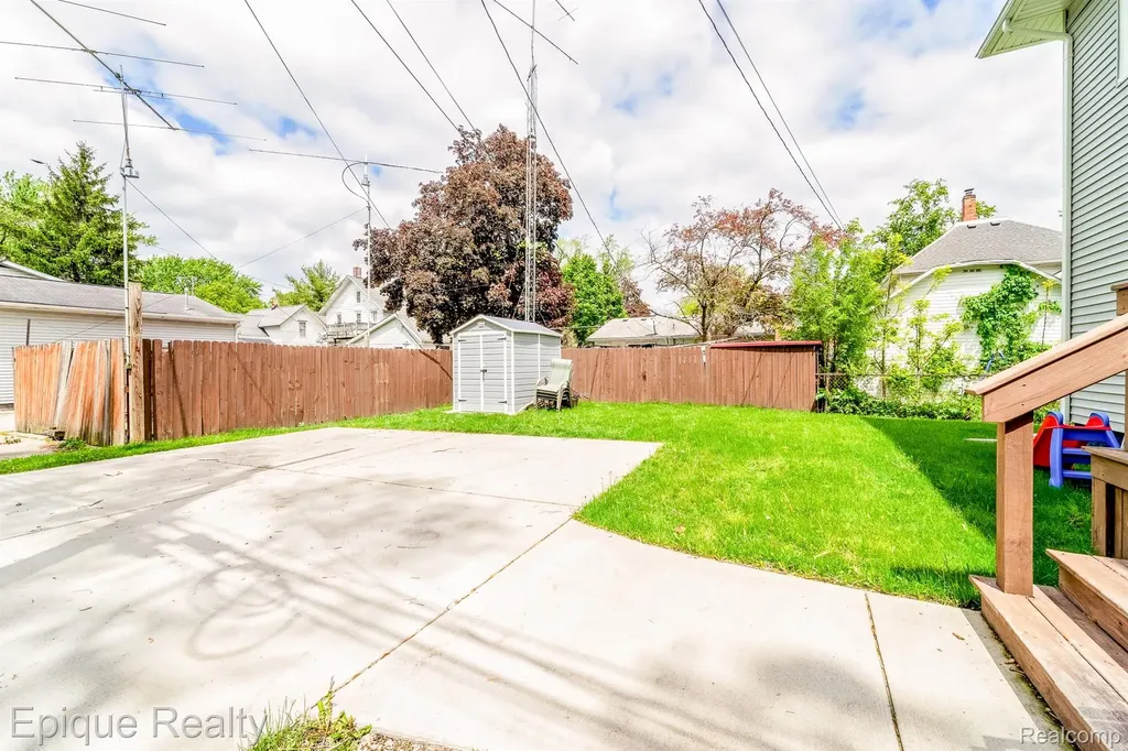 616 Hubble Street Monroe City MI 48161