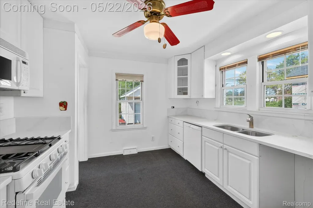 3207 Waukegan Street Auburn Hills City MI 48326