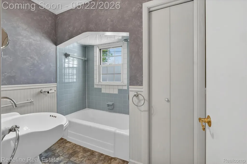 3207 Waukegan Street Auburn Hills City MI 48326