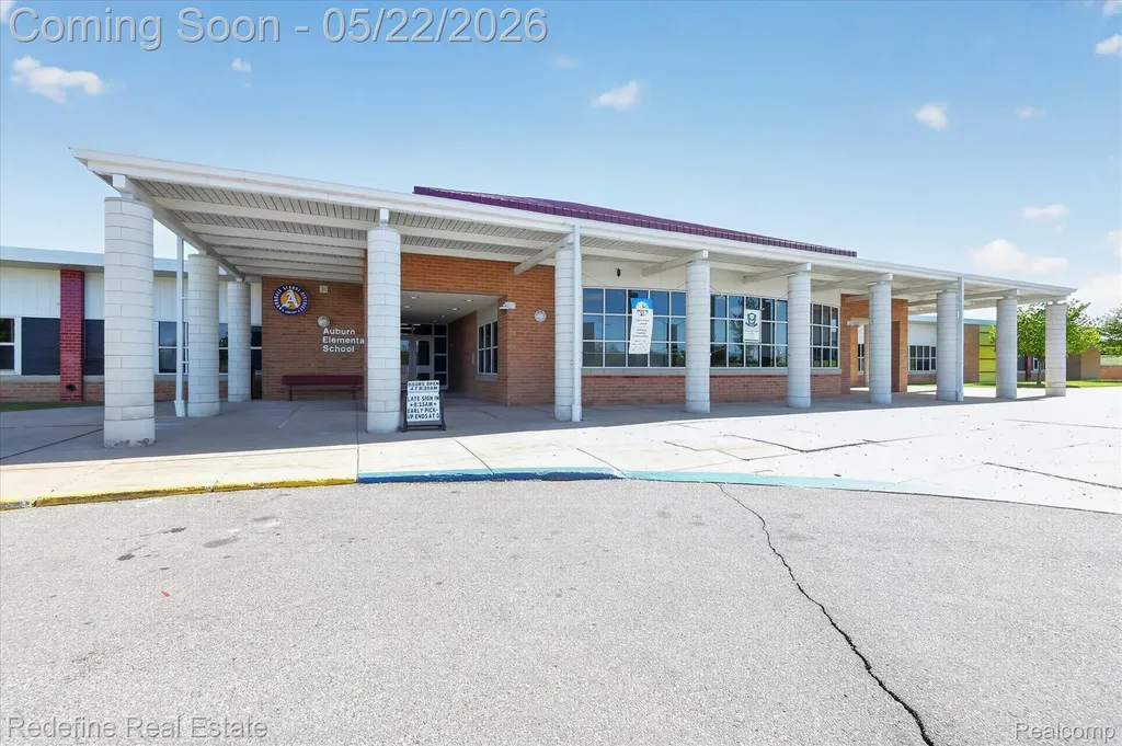 3207 Waukegan Street Auburn Hills City MI 48326