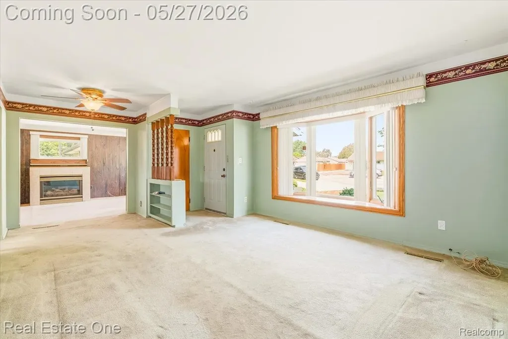 29737 Brandt Court Garden City City MI 48135