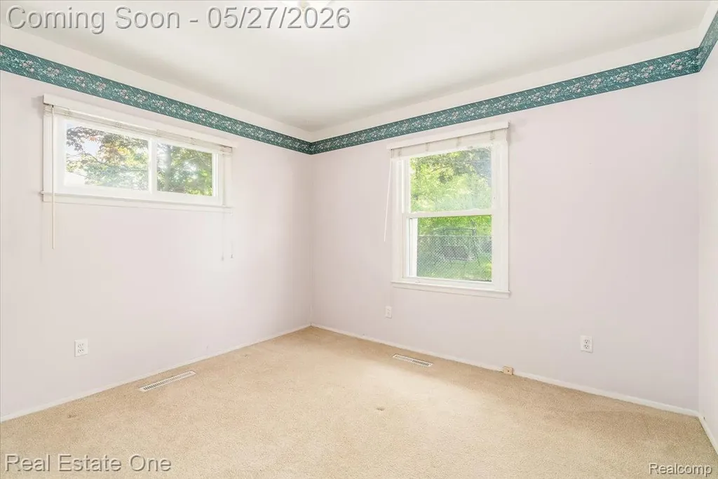 29737 Brandt Court Garden City City MI 48135