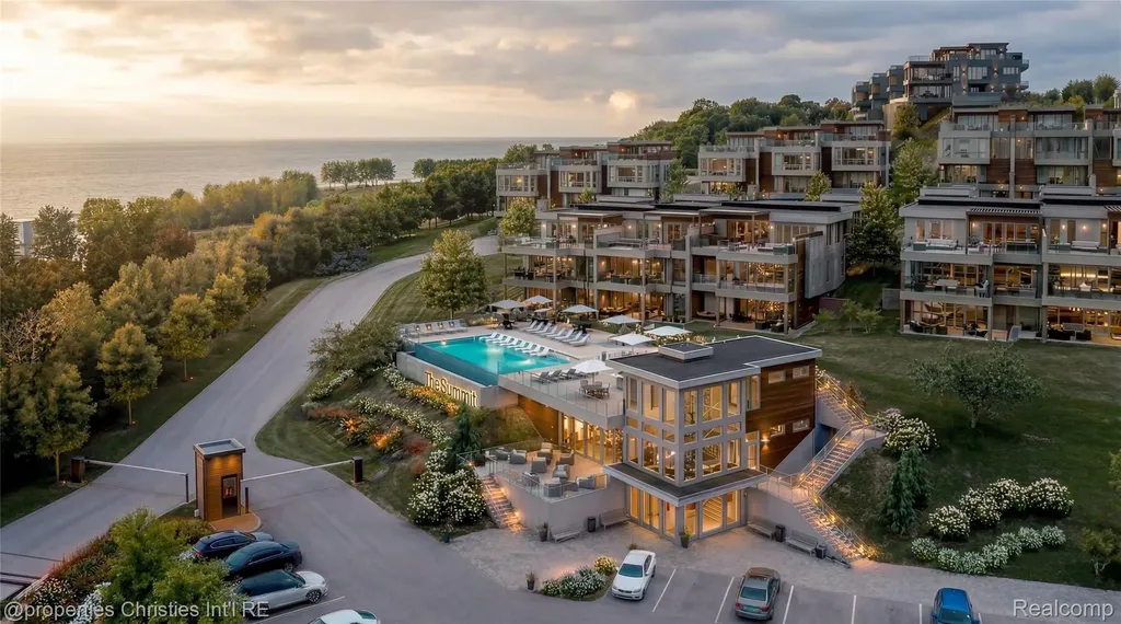 3575 Charlevoix Avenue Resort Township MI 49770