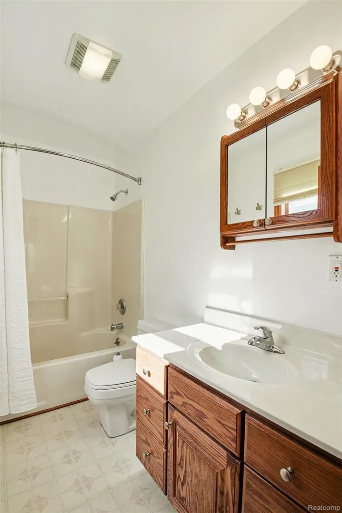 13519 Foley Road Mussey Township MI 48014