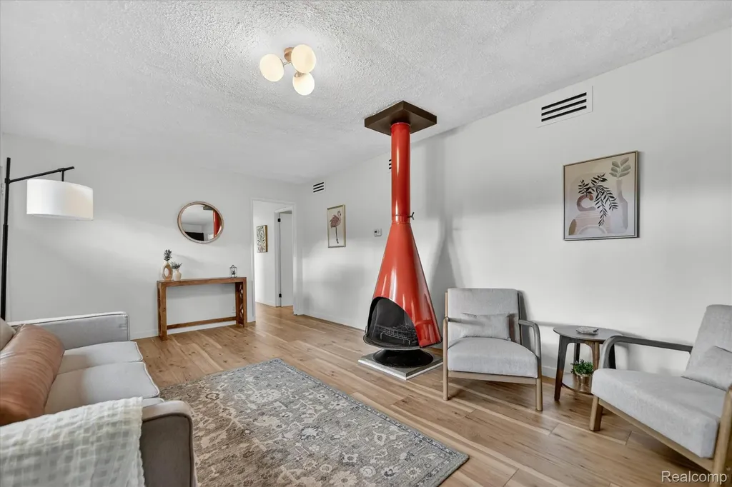 1609 Gilcrest Avenue East Lansing City MI 48823
