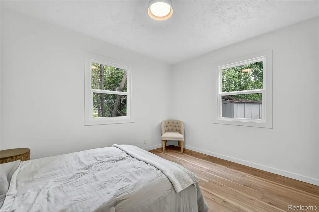 1609 Gilcrest Avenue East Lansing City MI 48823