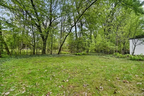 1609 Gilcrest Avenue East Lansing City MI 48823