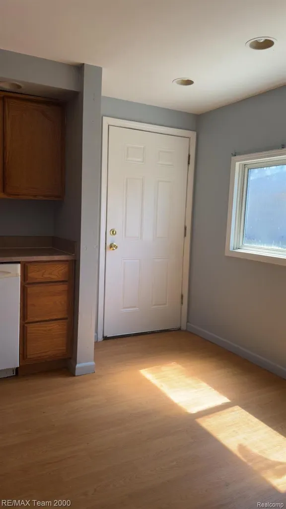 18820 Norborne Redford Charter Township MI 48240